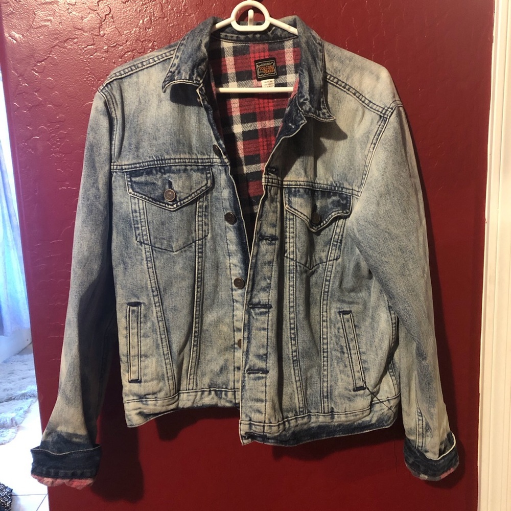 Volcom light washed denim jacket